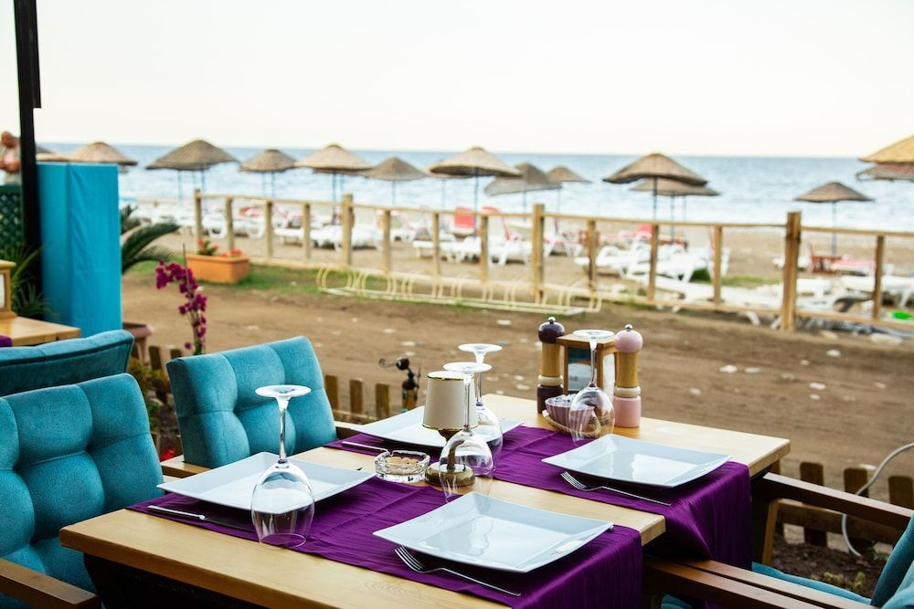 Kara Kedi Beach Bungalow 1