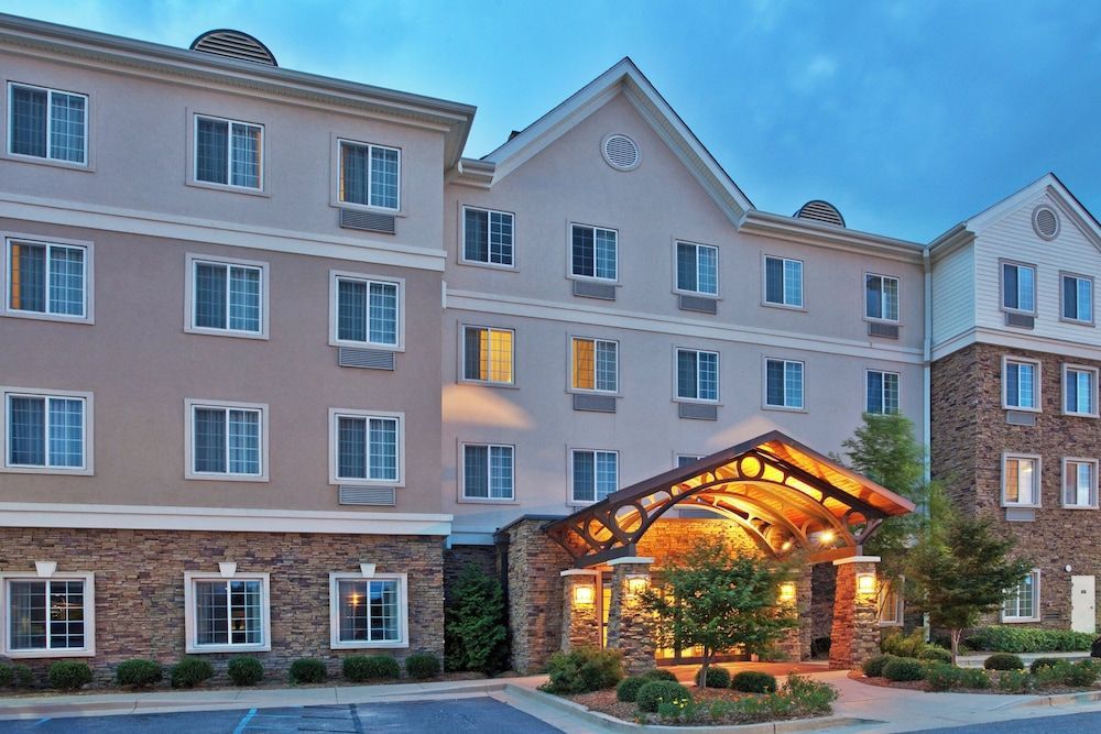 Staybridge Suites COLUMBUS - FORT BENNING by IHG 1
