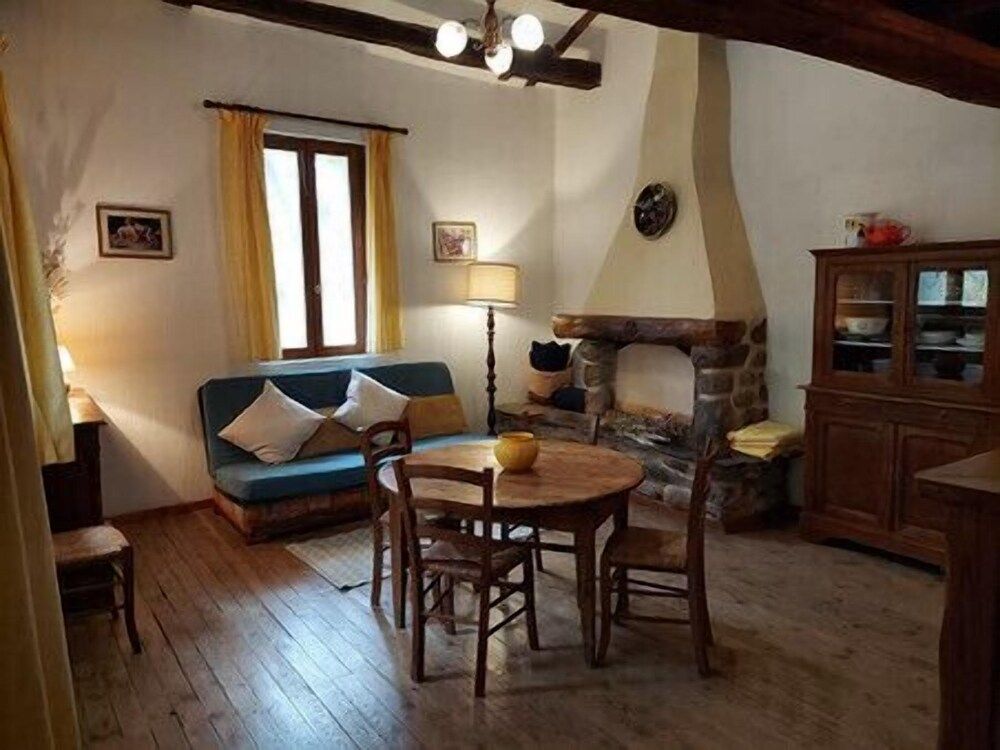Les Copains à Bord - chambres d'hôtes et roulottes 1