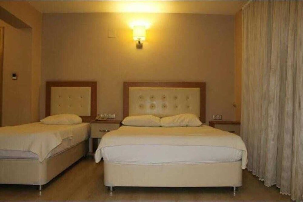 Şato Otel 2
