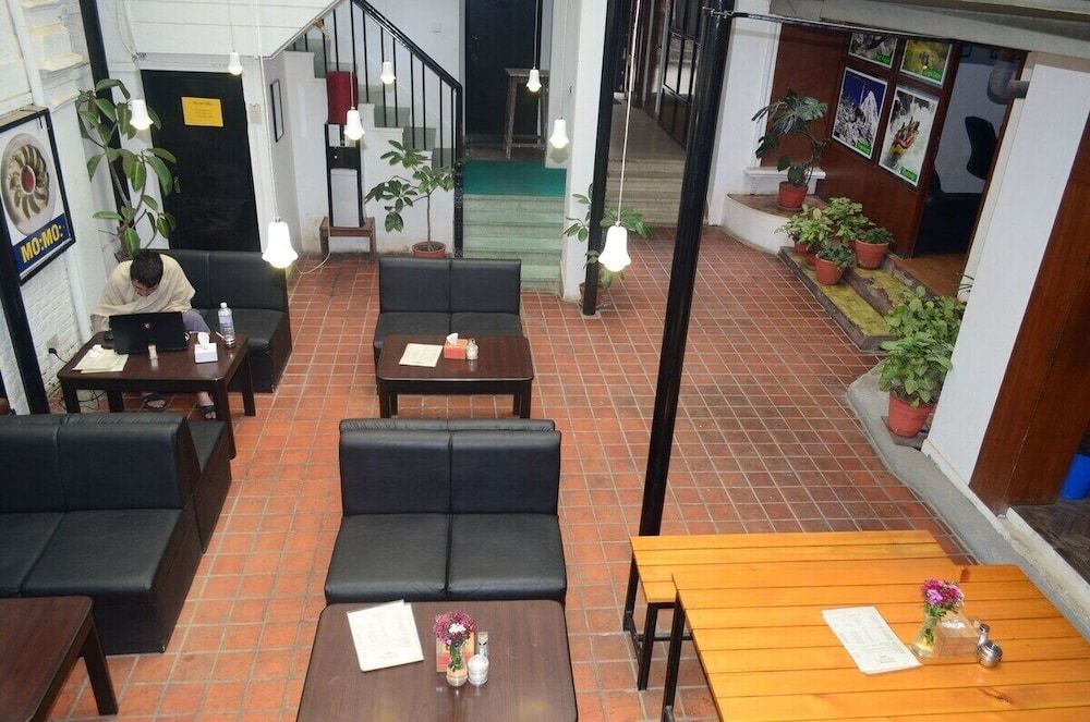 Hotel Holy Inn 2