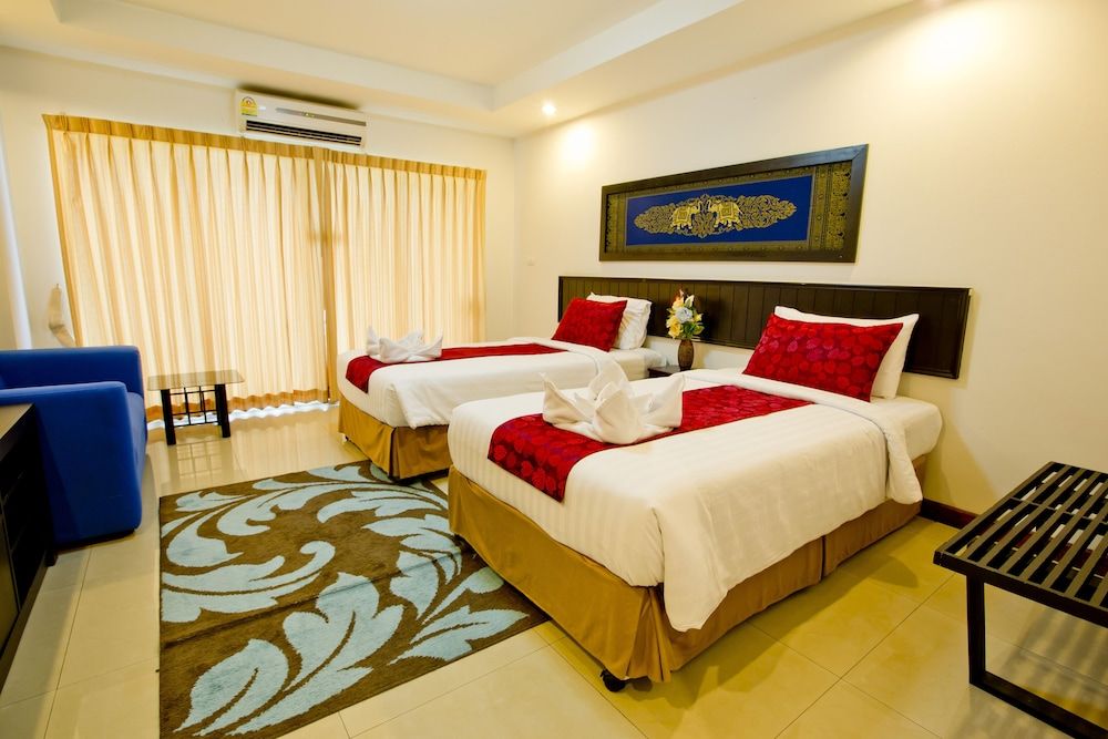 Sinsuvarn Airport Suite Hotel 1