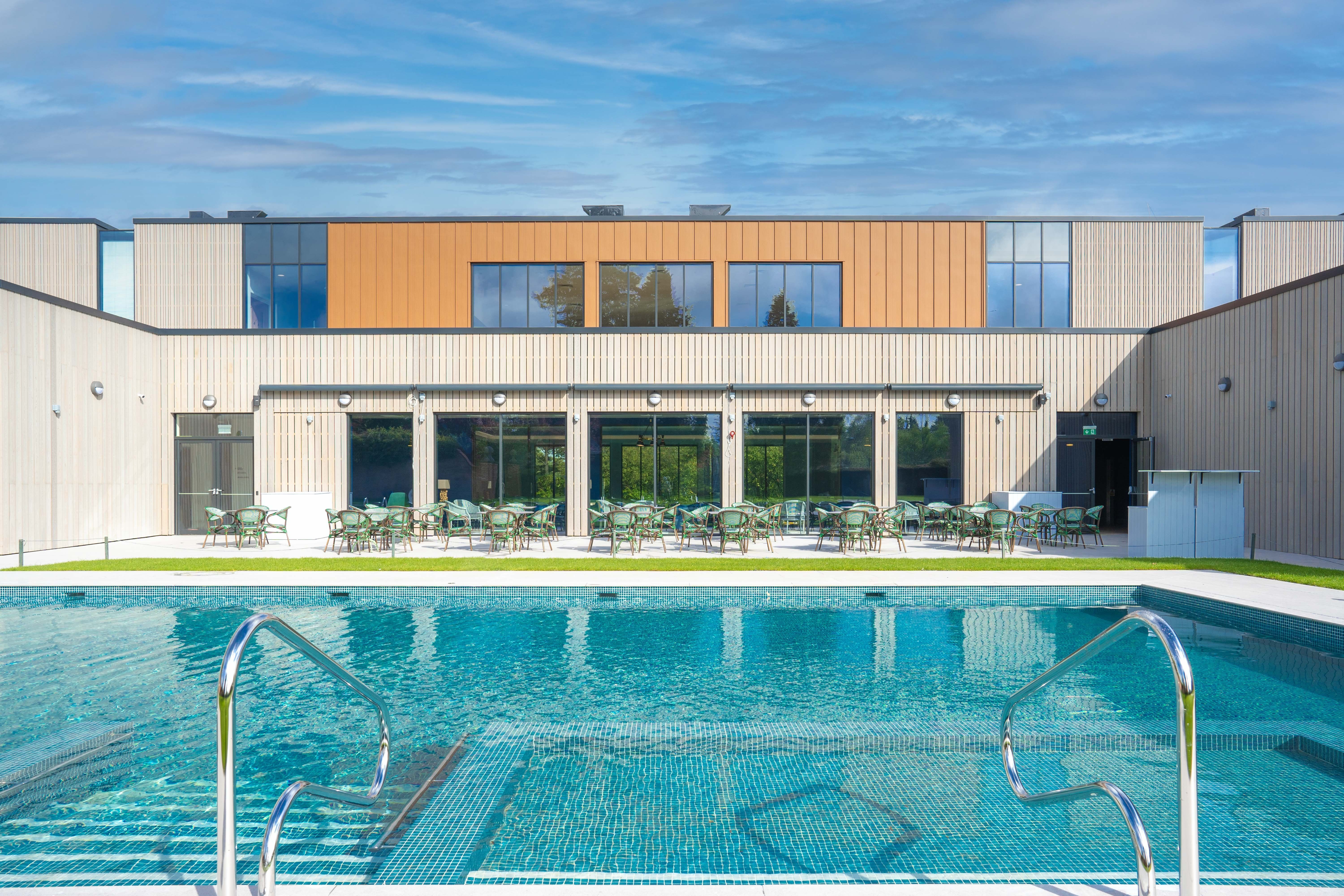 Foxhills Club & Resort 1