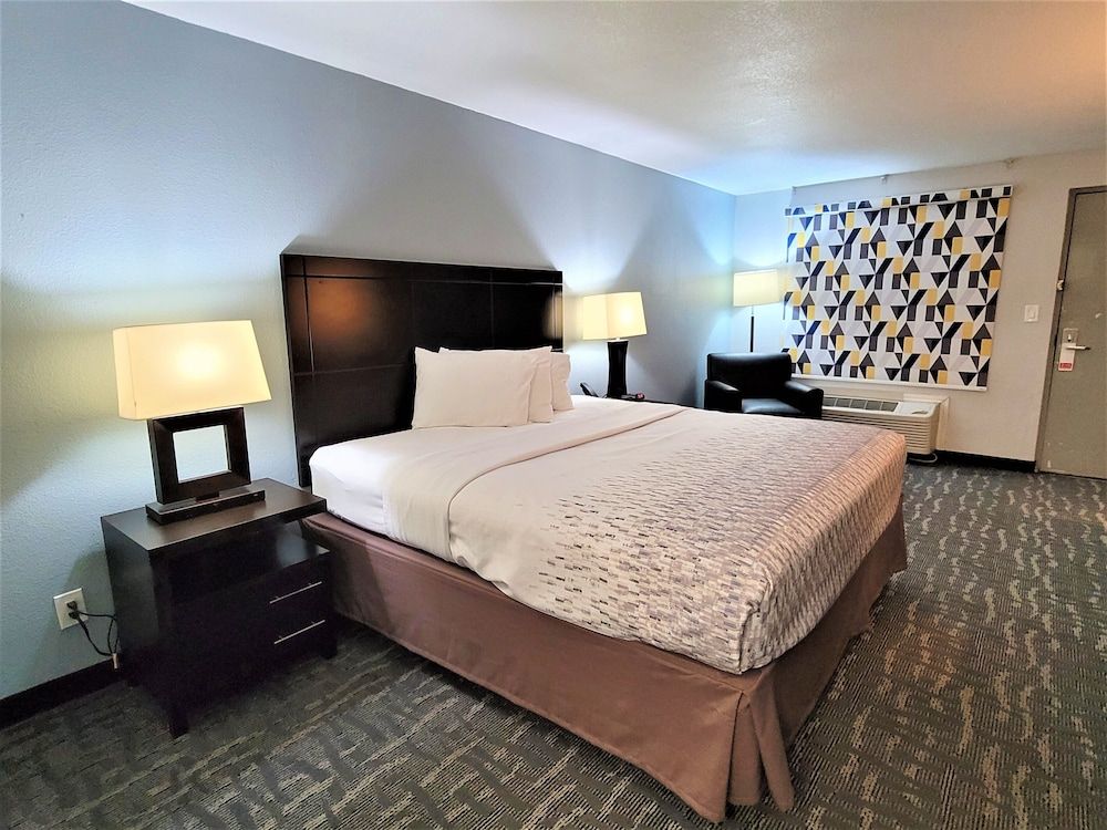 Inn of Rockwall 2