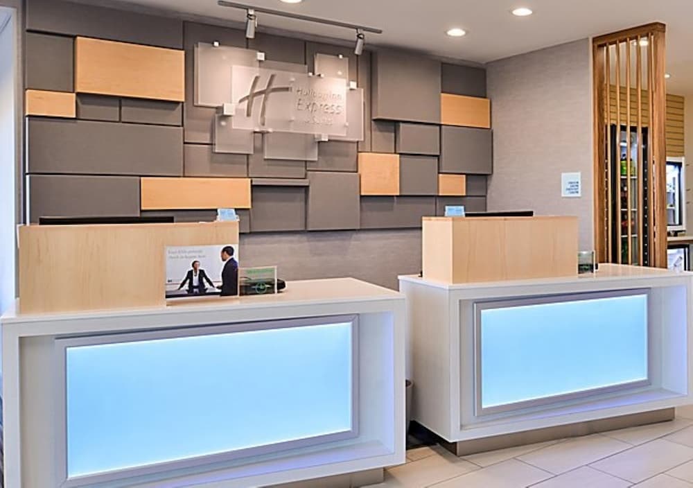 Holiday Inn Express & Suites SEARCY by IHG 2