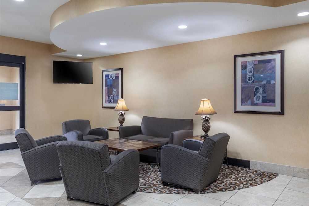 Best Western Bastrop Pines Inn 2