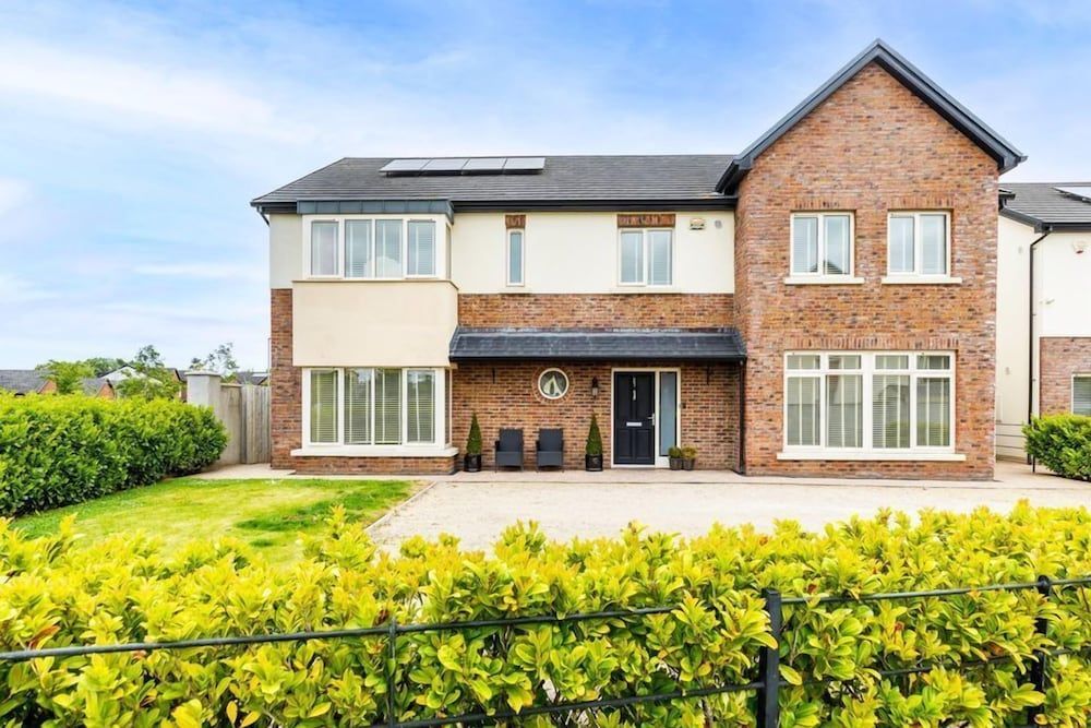 Modern Homestay Room near Dublin Airport 1