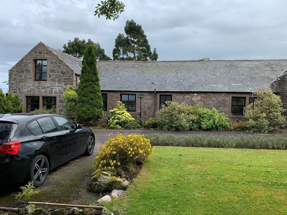 Crawfield Grange 1