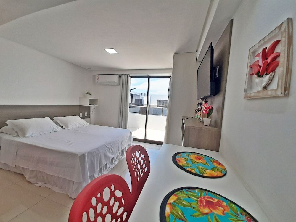 GoldFlat 1