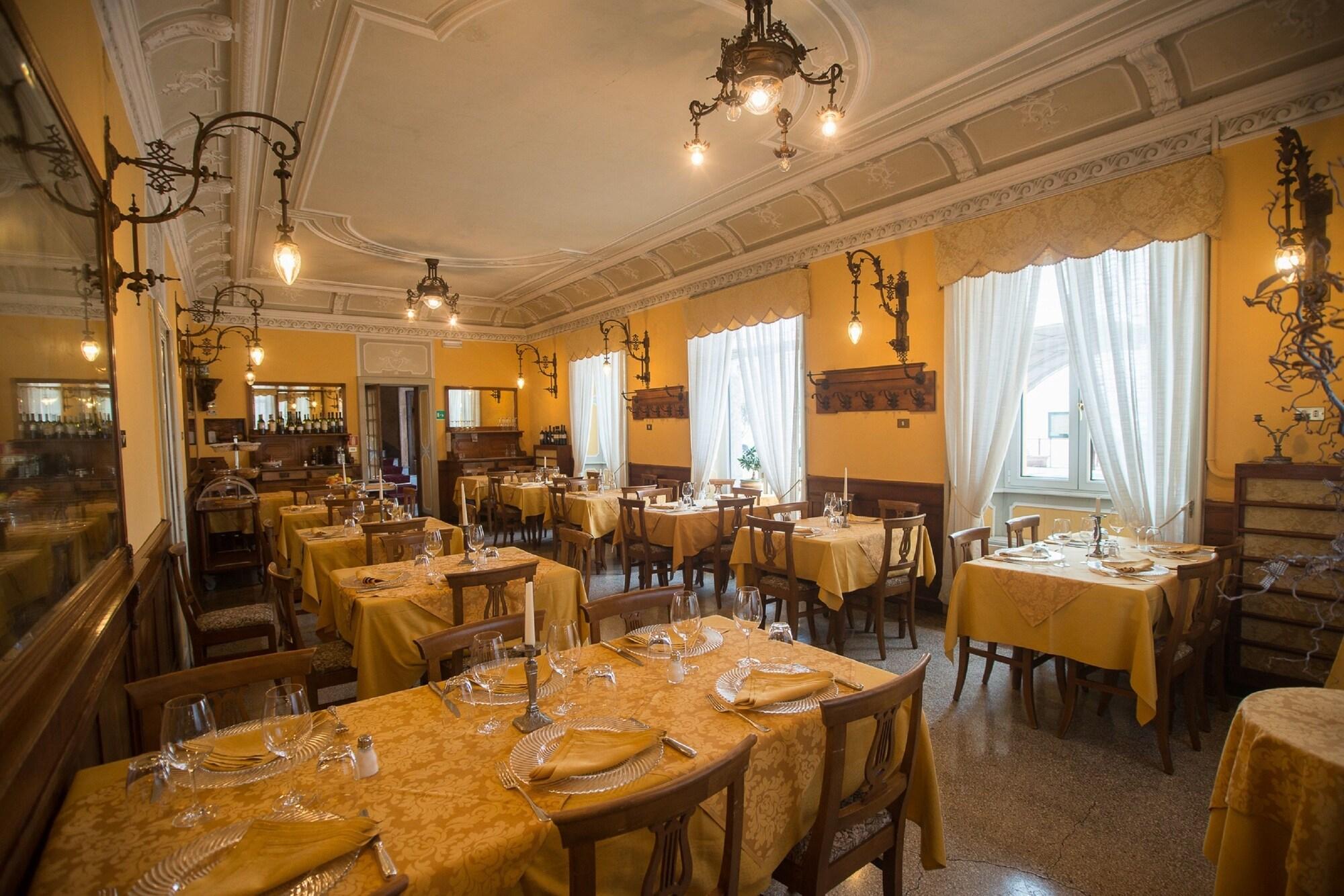 Hotel Olivedo 1