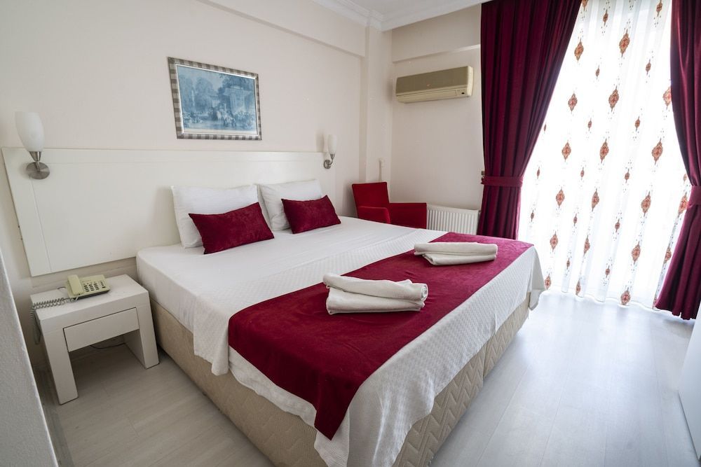 Ayapam Hotel 1