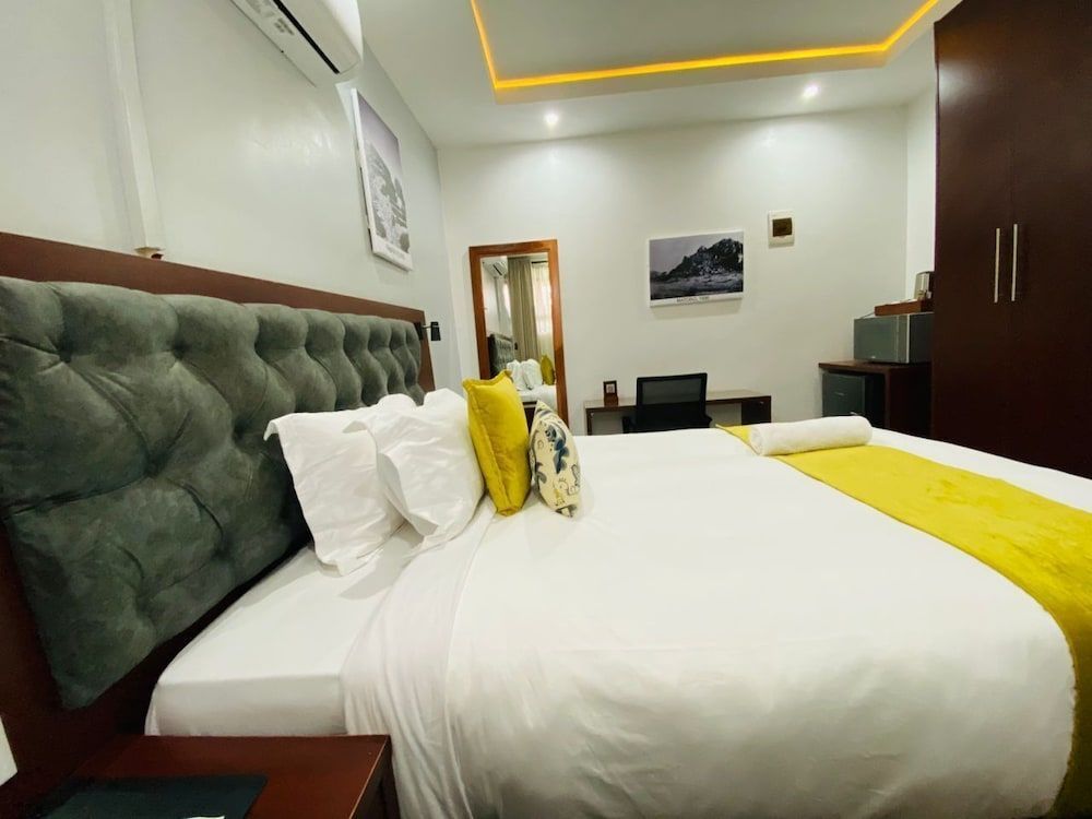Bethel Suites 1