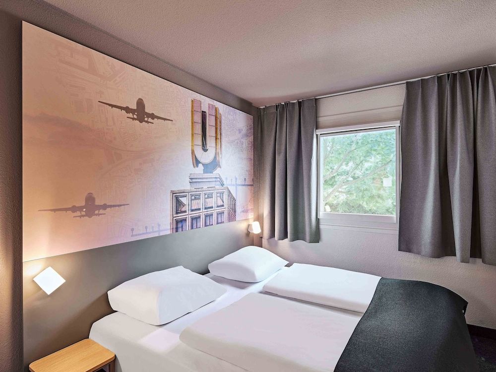 B&B HOTEL Dortmund-Airport 1