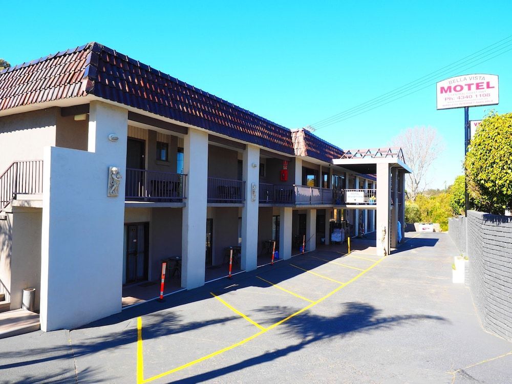 Bella Vista Motel 1