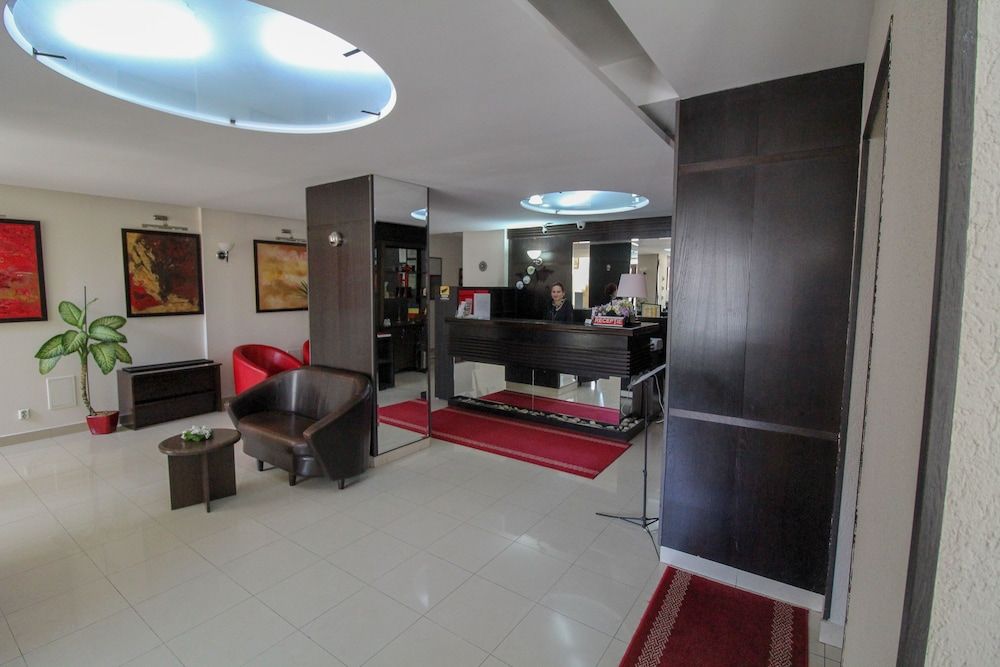 Hotel Razvan 2