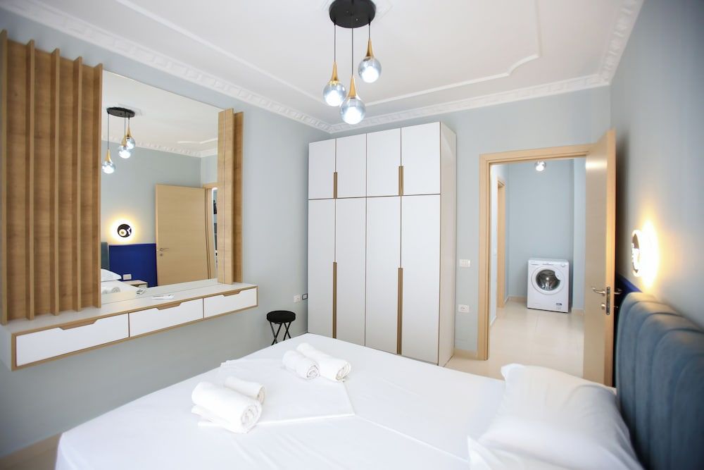 Oasis Apart-Hotel Residence Vlore 1