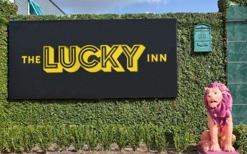 LUCKY INN 2