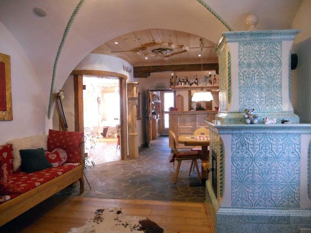 Hotel Garnì Salvanel 2