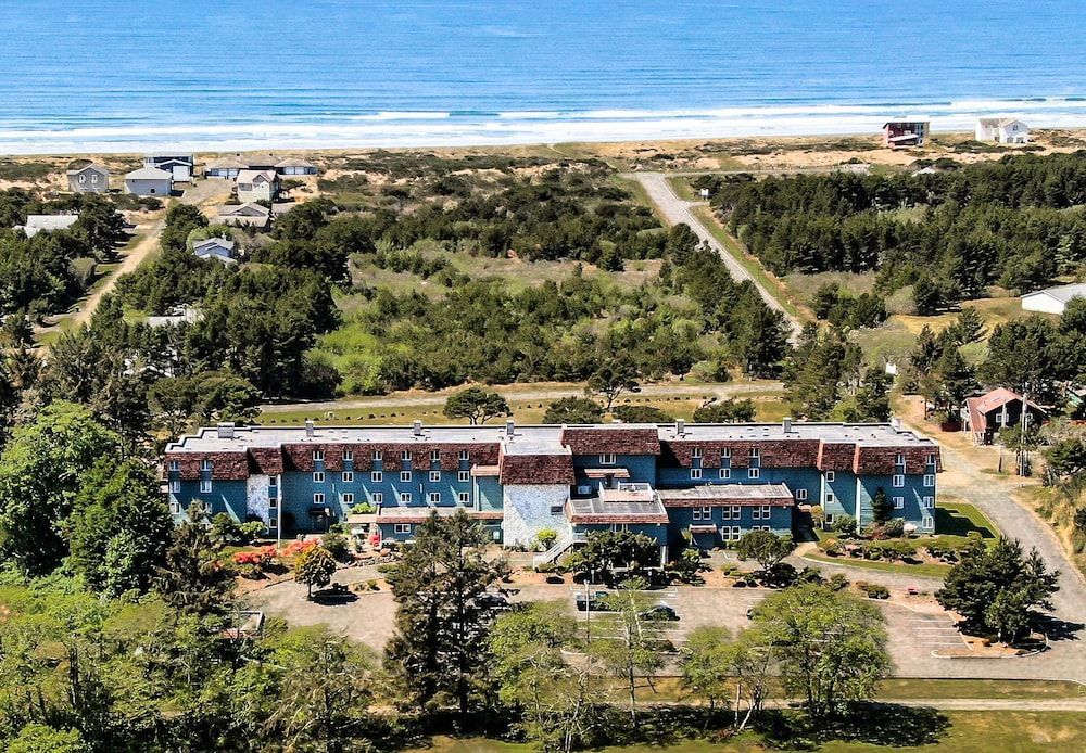 Chateau Westport Resort 1