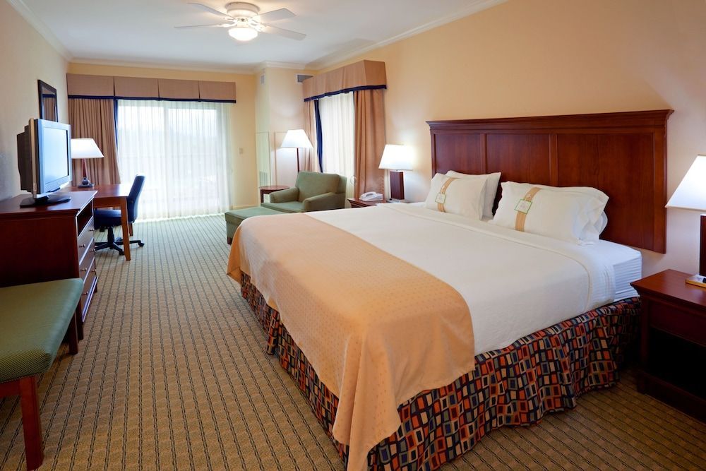 Holiday Inn Resort LAKE GEORGE - ADIRONDACK AREA by IHG 1