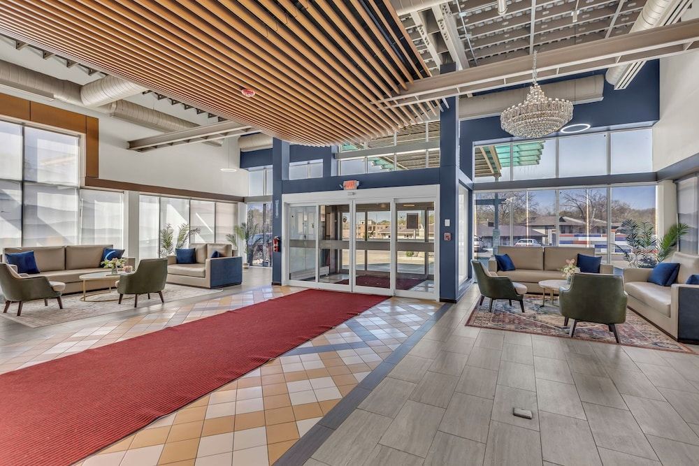 Baymont by Wyndham Kansas City North 2