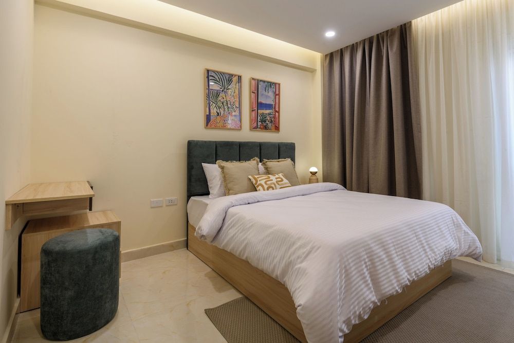 Hazel Spaces Heliopolis 2