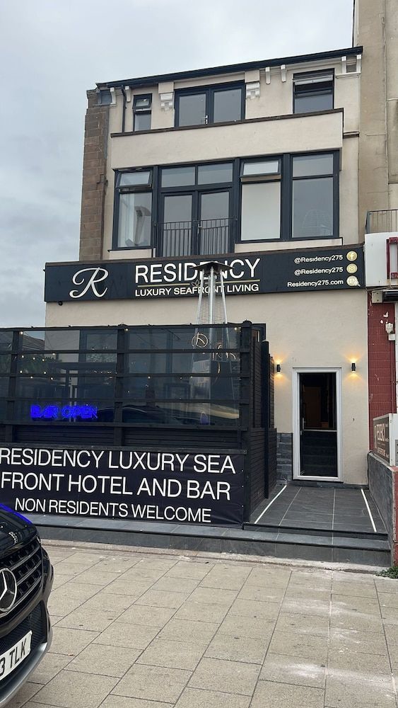 RESIDENCY LUXURY SEAFRONT HOTEL 1