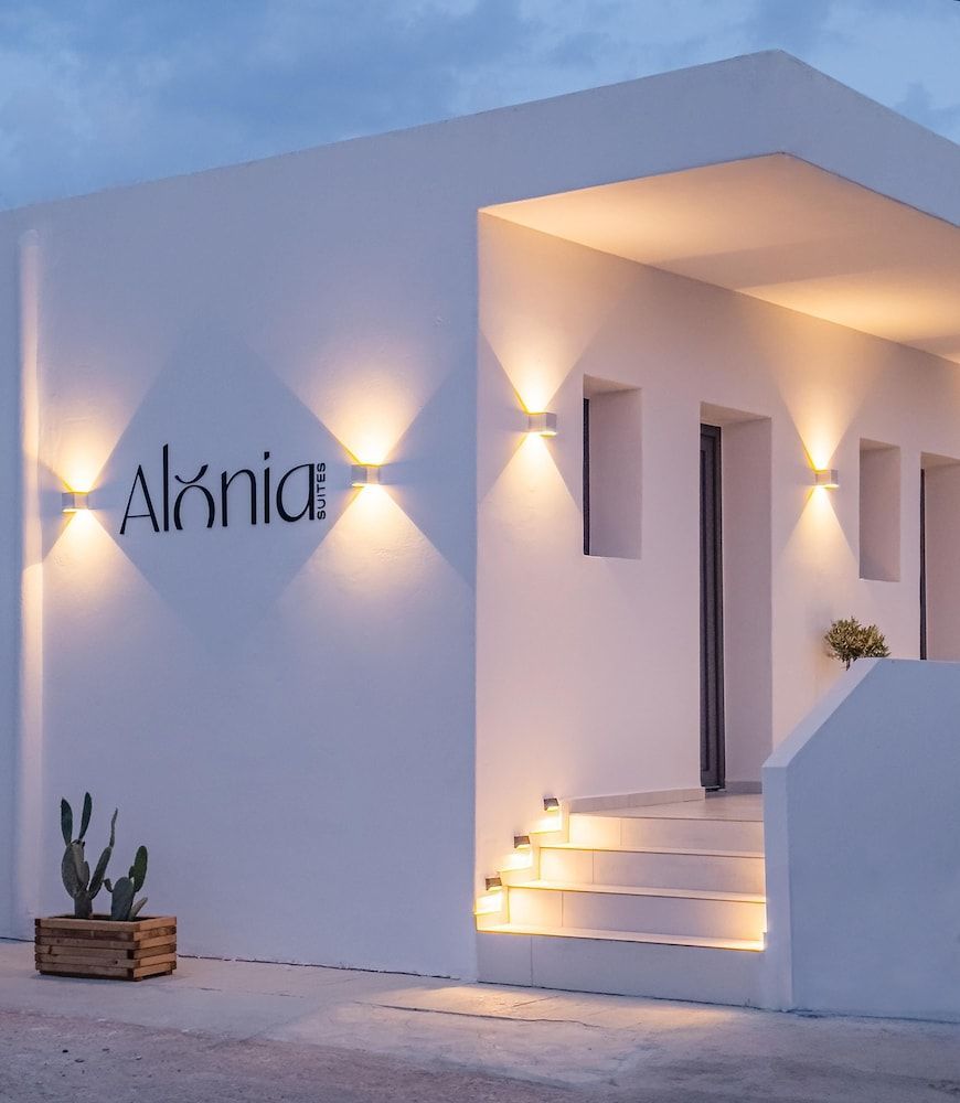 Alonia Suites 1