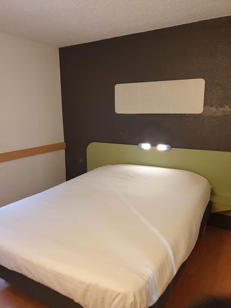 Cit’hôtel Design Booking Evry Saint Germain-Lès-Corbeil Senart 2