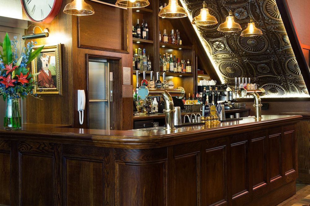 The Grafton Arms Pub & Rooms 1