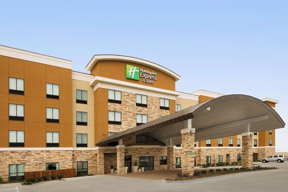 Holiday Inn Express & Suites WACO SOUTH by IHG 1
