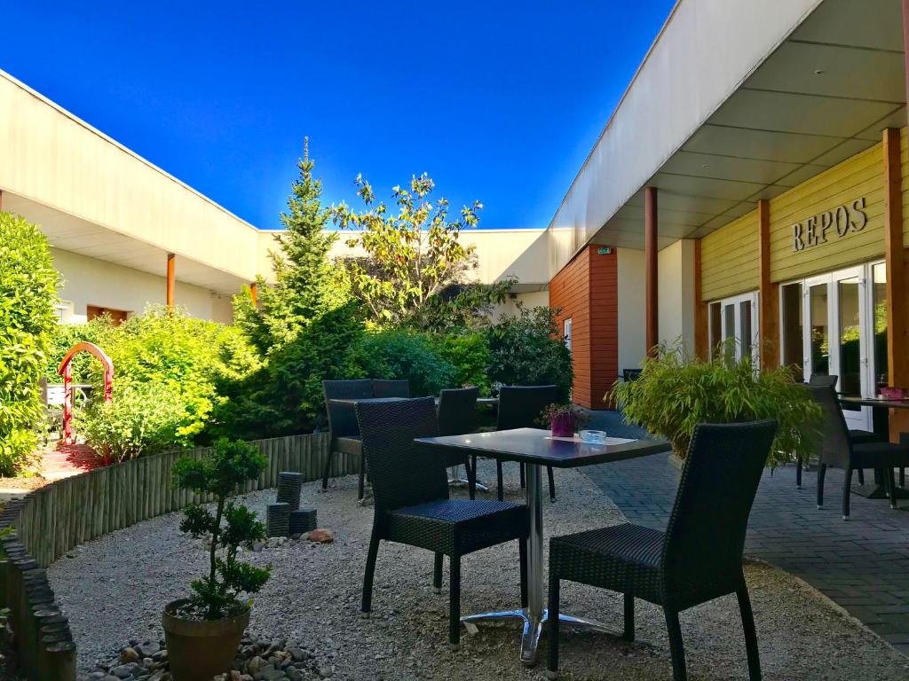 Logis Auberge Des Moissons 2