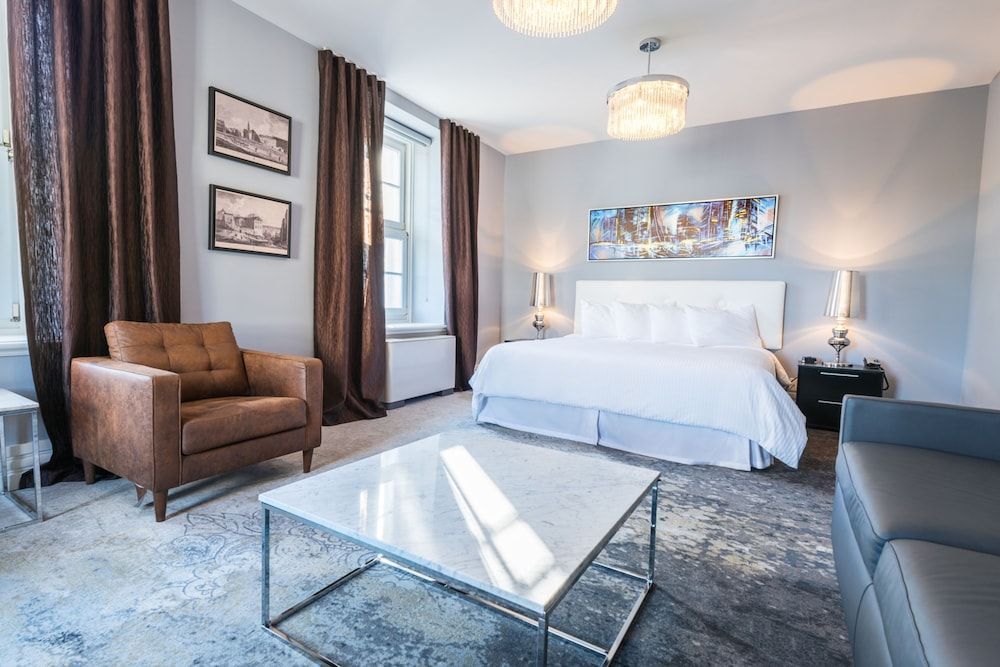 Hotel Manoir Morgan 1