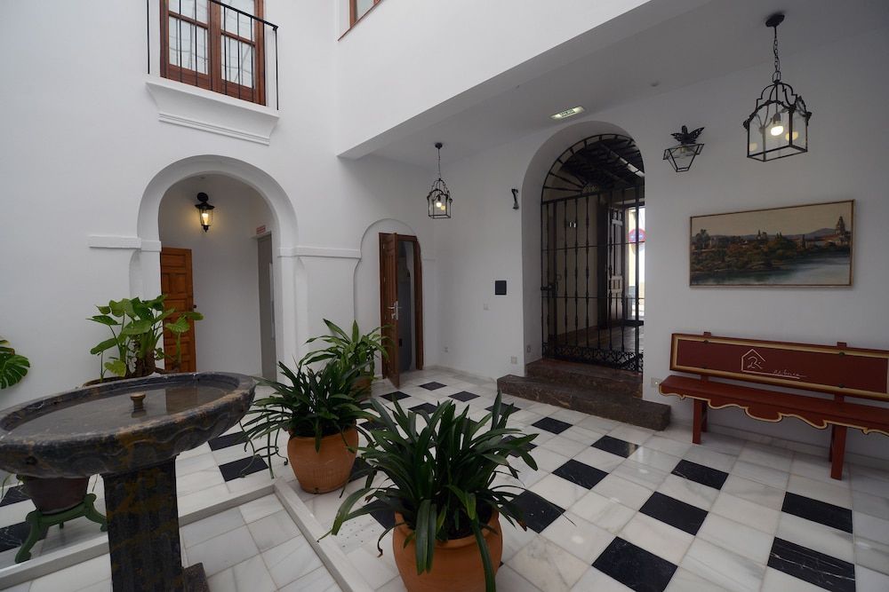 ApartaSuites Alberca Deluxe 2