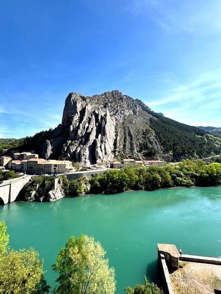 Le Clos Androne 2