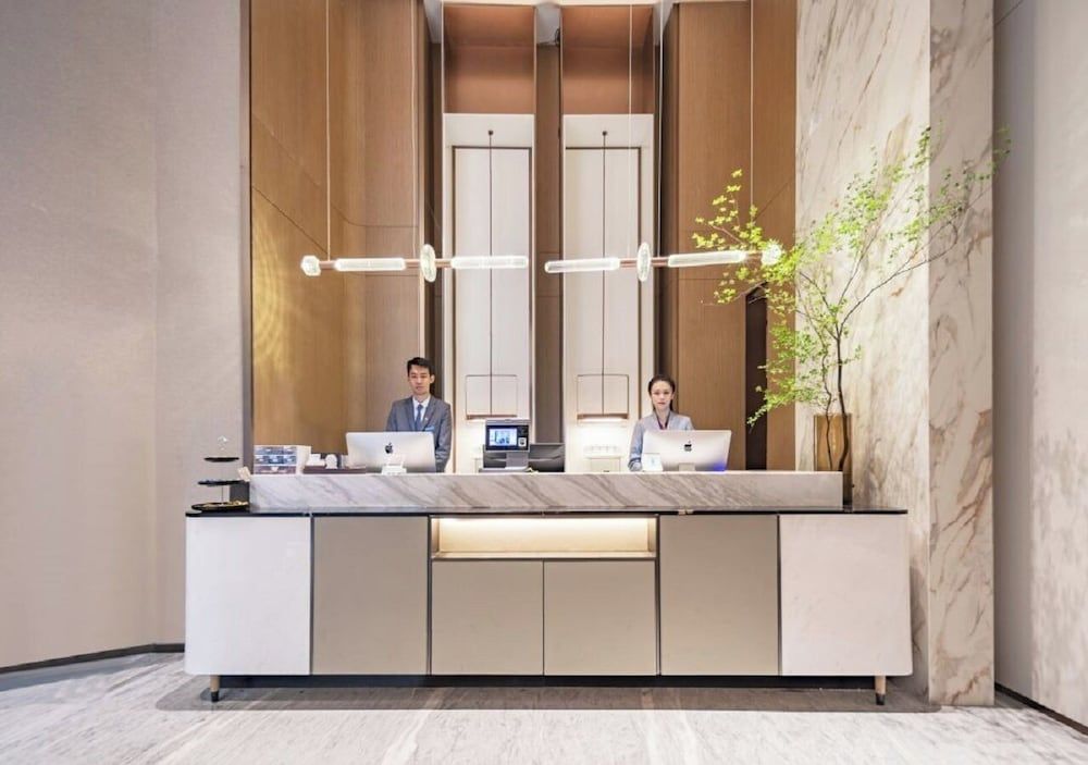 Shanghai Elong Hotel by the Nanjing Road 2
