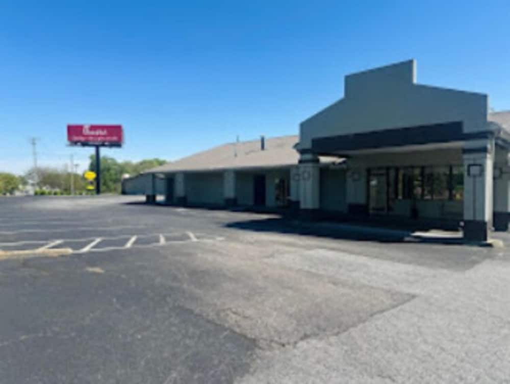 GOVERNORS INN 1