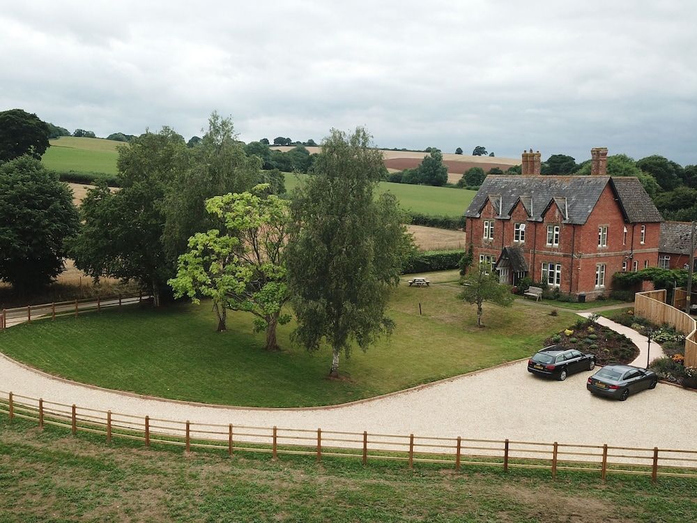 Newcourt Barton 1