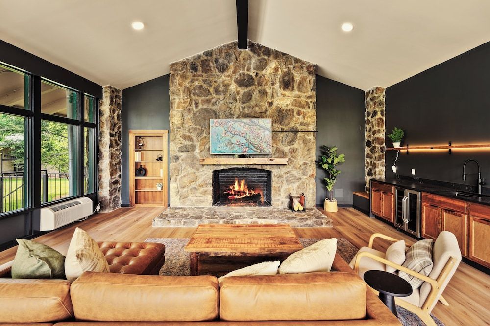 Tremont Lodge & Resort 1