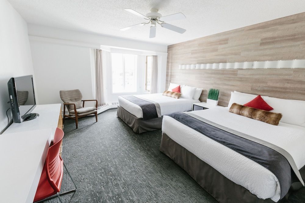 Elk + Avenue Hotel 1