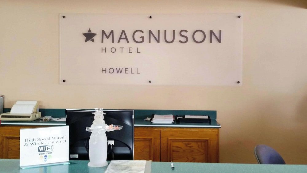 Magnuson Hotel Howell/Brighton 1