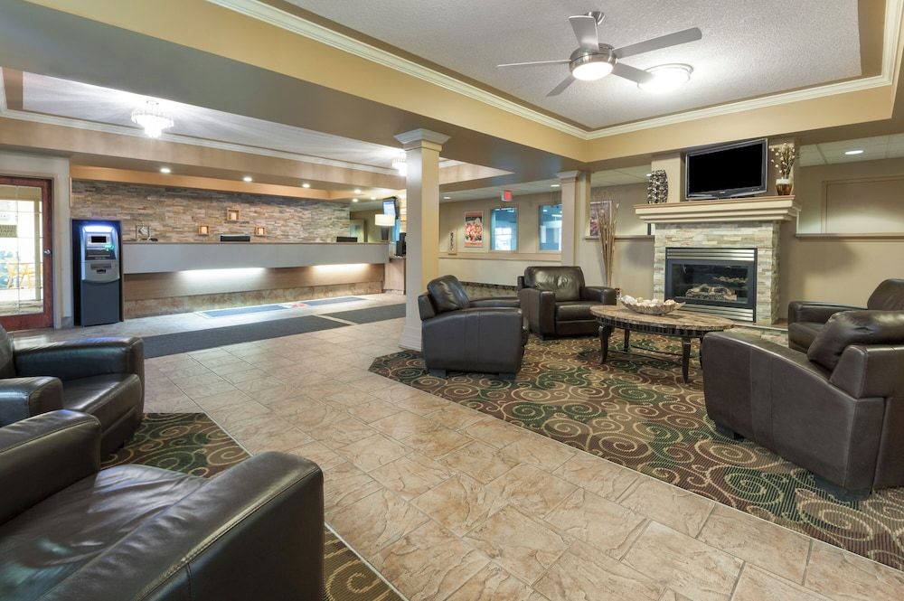Super 8 by Wyndham Fort Saskatchewan 2