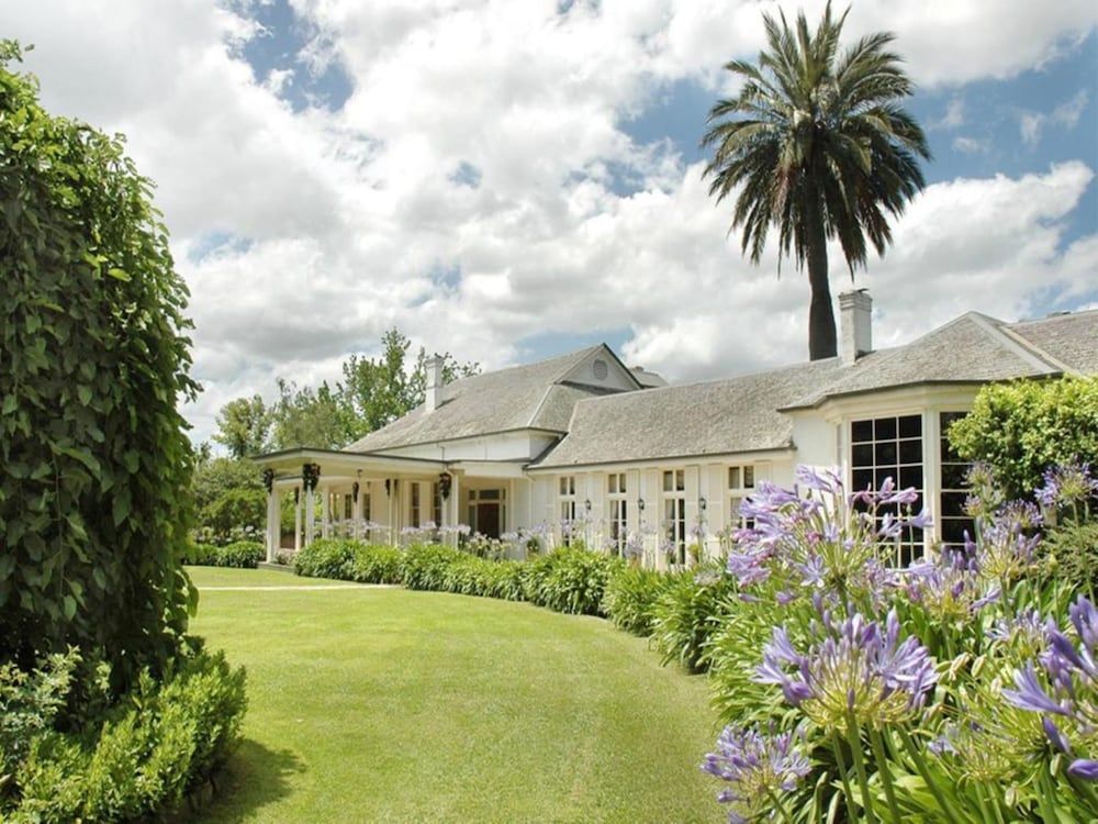 Chateau Yering 1