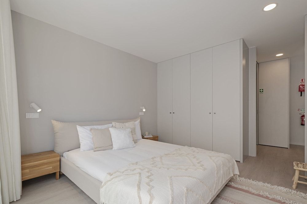 Cine Park Residence by An Island Apart 2