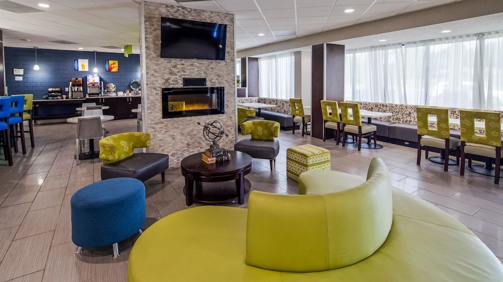 Best Western Plus Hanes Mall 2
