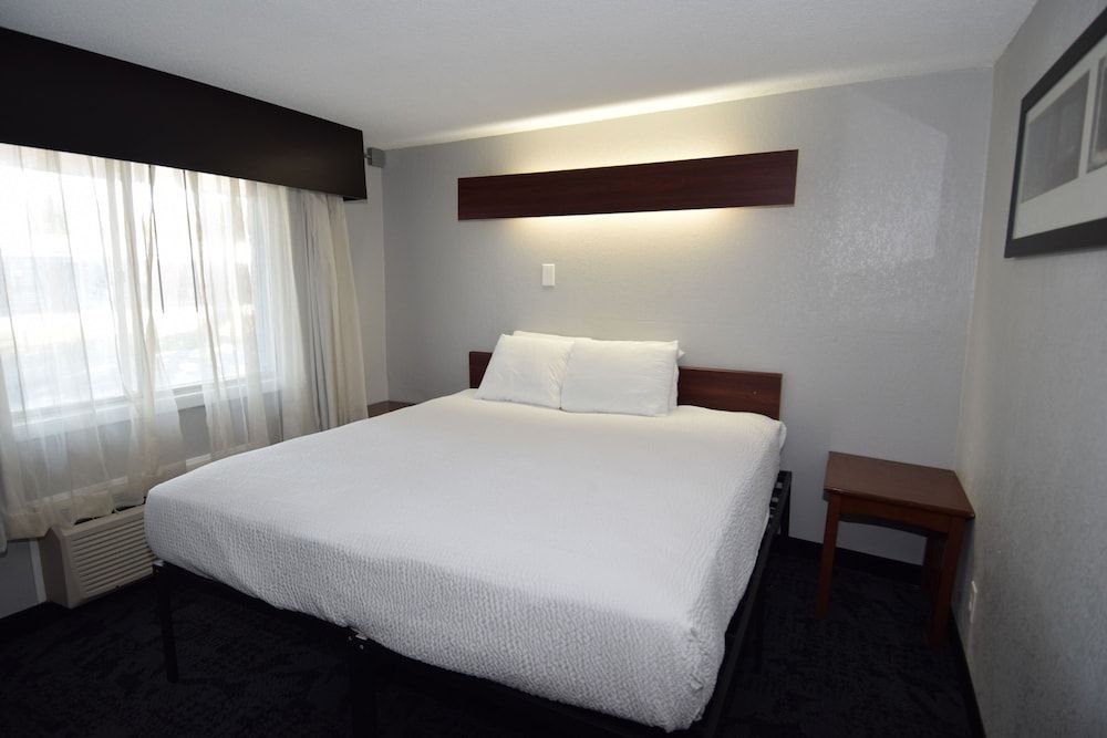 Orchard Park Motel 1