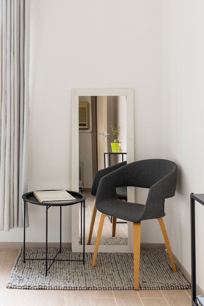 Bologna Suite 1