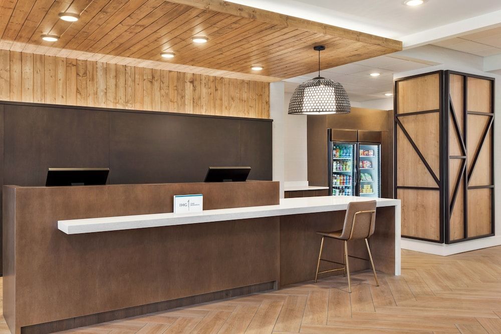 Staybridge Suites Atlanta Airport by IHG 2