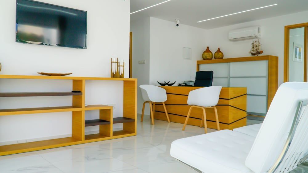 Rododafni Beach Apartments 2
