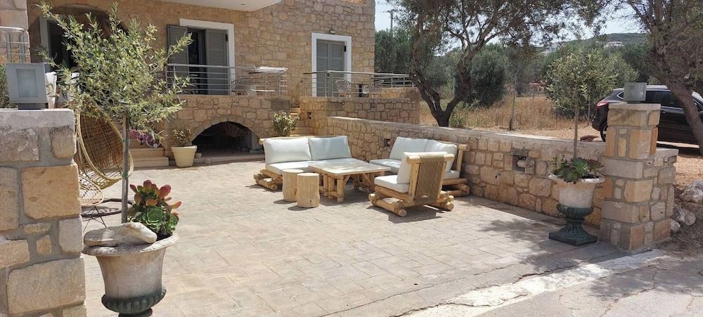 Selinopetra Rooms 1
